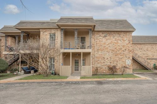 4343 Bellaire Dr, Fort Worth TX  76109-5173 exterior