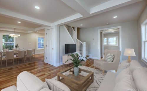 965 Broadway, Milford CT  06460-6308 exterior