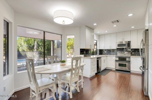 7528 Woodshire Cv, Scottsdale AZ  85258-2015 exterior