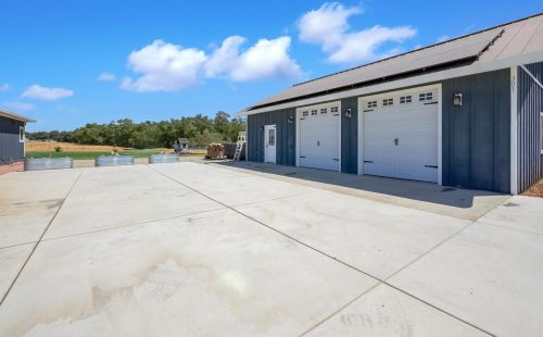 301 Sunnybrook Ln, Oroville CA  95965-8101 exterior