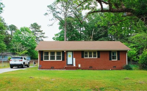 3126 Wedgewood Dr, Fayetteville, NC 28301-7619