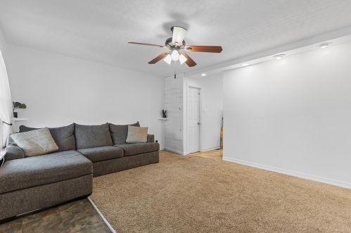 225 Elizabeth Ave, Evans City PA  16033-1087 exterior