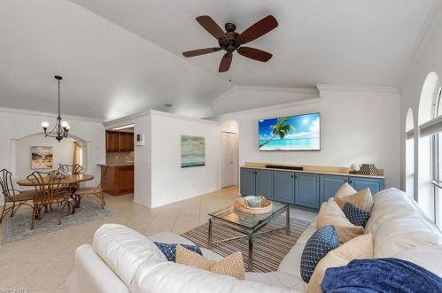 910 Randall Blvd, Naples, FL 34120-3321