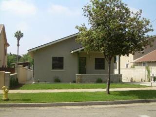 480 Hammond St, Pasadena CA  91103-2432 exterior
