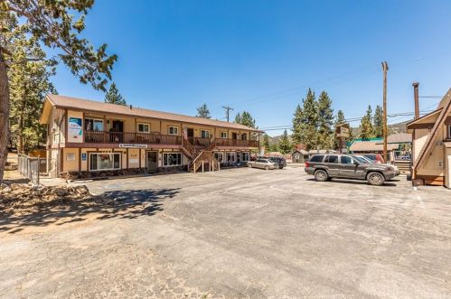 100 Big Bear Blvd, Big Bear City, CA 92314-9115