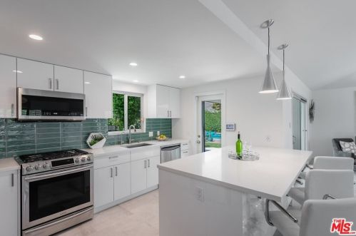 1271 San Lucas Rd, Palm Springs CA  92264-8187 exterior