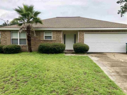56 Homan Point Ave, Crawfordville, FL 32327-3399