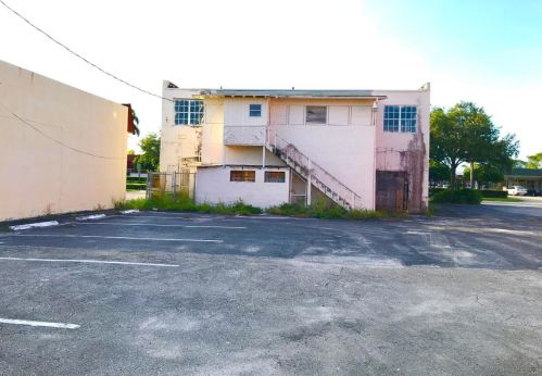 918 Park Ave, West Palm Beach, FL 33403-2412