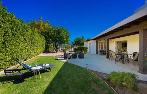 78460 Calle Felipe, La Quinta CA  92253-2369 exterior