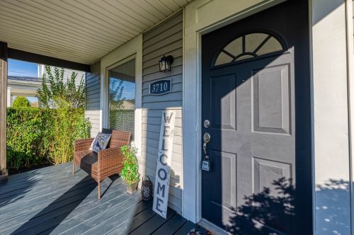 3710 3rd Ave, Beaver Falls PA  15010-1902 exterior