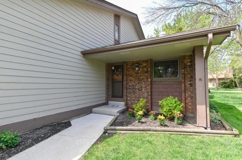 4925 Imperial Cir, Milwaukee, WI 53220-4626