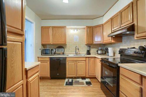 116 Linden Dr, Camp Hill PA  17011-7219 exterior