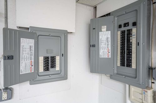 30 Caleb Dr, Danville NH  03819-3016 exterior