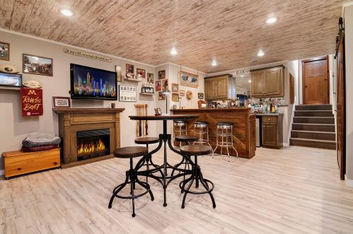 815 Granum St, Holmen WI  54636-9553 exterior