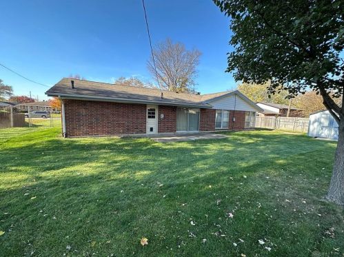 1004 Hazel Ave, Englewood OH 45322-2425 exterior