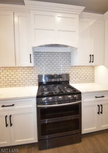 31 Lupine Way, Clark NJ  07066-1822 exterior