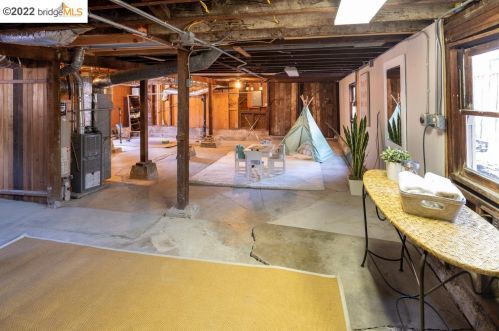 1744 Mcgee Ave, Berkeley CA  94703-1266 exterior