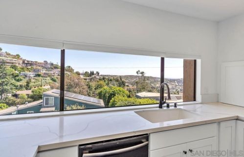 7949 Pasadena Ave, La Mesa CA  91941-7878 exterior