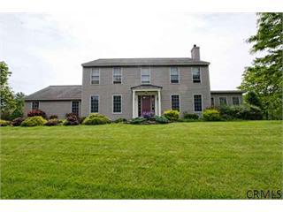 36 Wedgewood Dr, Bethlehem NY  12054-1323 exterior