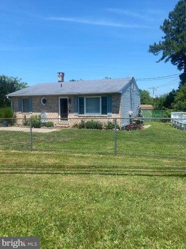 1 Cherry Rd, New Castle, DE 19720-2334