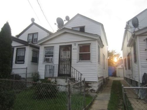 12644 149th St, Jamaica, NY 11436-1928