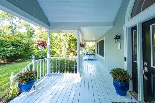 20 Millers Ln, Warwick, NY 10990-2834