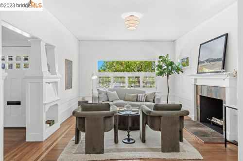 324 Forest St, Oakland, CA 94618-1206