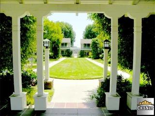 1224 Glenoaks Blvd, Glendale, CA 91201-2239