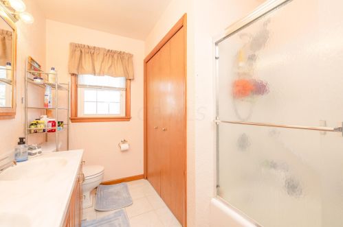 1129 Park St, Bellefontaine OH  43311-2330 exterior