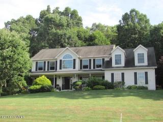 26 Valley Green Dr, Danville, PA 17821-9742