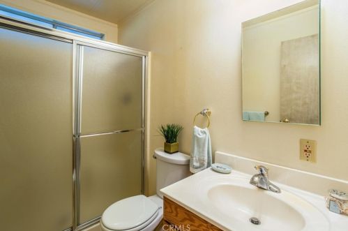 1325 Medallion St, Redlands CA  92374-2666 exterior