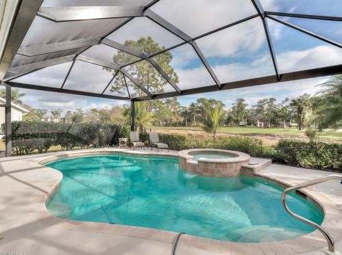 162 Palmetto Dunes Cir, Naples FL  34113-7554 exterior