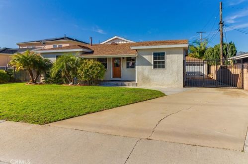 13417 Ocean Gate Ave, Hawthorne CA  90250-5611 exterior