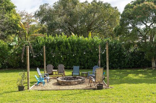 17975 83rd Pl, Town Of Loxahatchee Groves FL  33470-2616 exterior