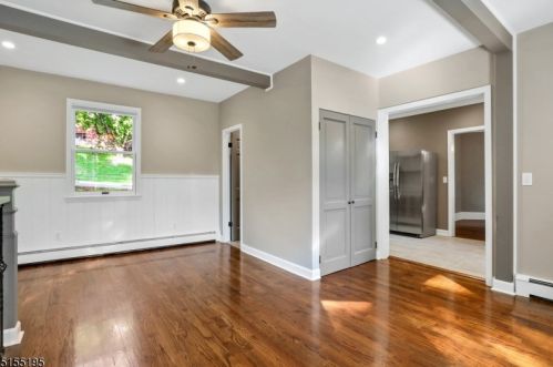 200 Mtn Way, Greystone Park NJ  07950-1905 exterior