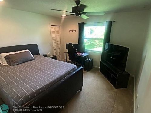 12151 Old Country Rd, West Palm Beach FL  33414-4816 exterior
