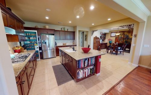 4153 Serena Ave, Clovis CA  93619-0511 exterior