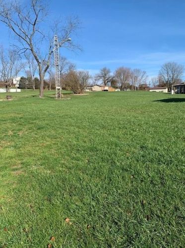2808 Crawford Ave, South Connellsville, PA 15425-1921