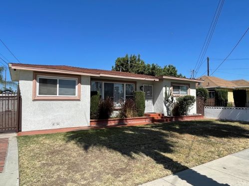 11663 Adenmoor Ave, Downey, CA 90241-5404