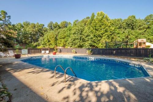 2016 Warren Ct, North Augusta SC  29860-8004 exterior