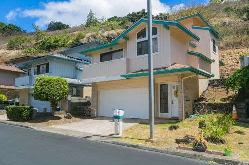 99-868 Holoai St, Aiea, HI 96701
