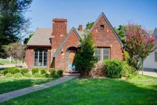 1477 Coolidge Ave, Wichita KS  67203-2936 exterior