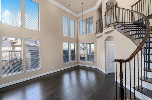 6529 Sleepy Spring Dr, Plano, TX 75024-6122