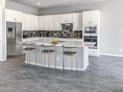 15986 Electra Ln, Sun City AZ 85387 exterior