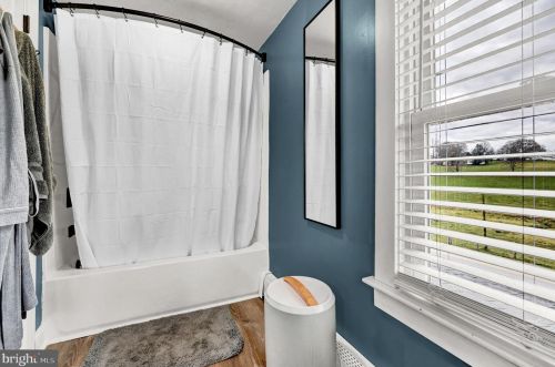 435 Boxwood Rd, Red Lion PA  17356-8347 exterior