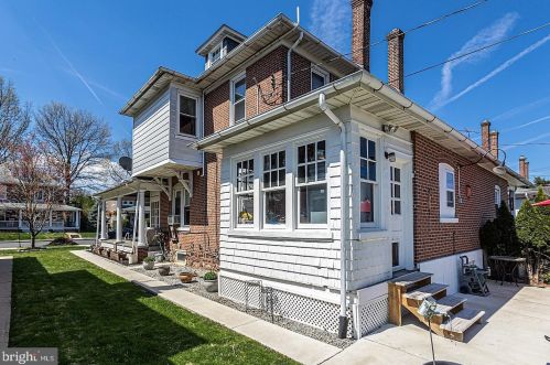 617 Derstine Ave, Lansdale PA 19446-3342 exterior