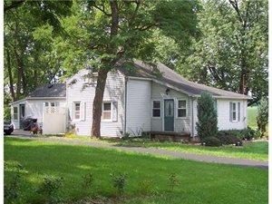 5279 Collett Rd, Shortsville, NY 14548-9612