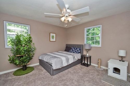 2187 Garrick Dr, Pittsburgh PA  15235-5034 exterior