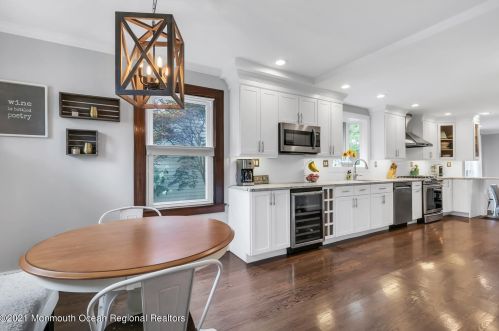 83 Lovett Ave, Little Silver NJ  07739-1420 exterior