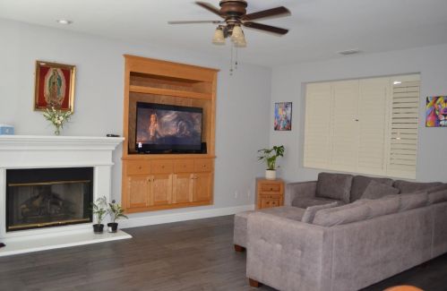 3128 Queens Gate Ln, Modesto CA  95355-8684 exterior